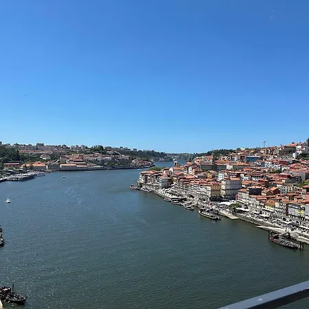 Owls Ribeiro Guest house *